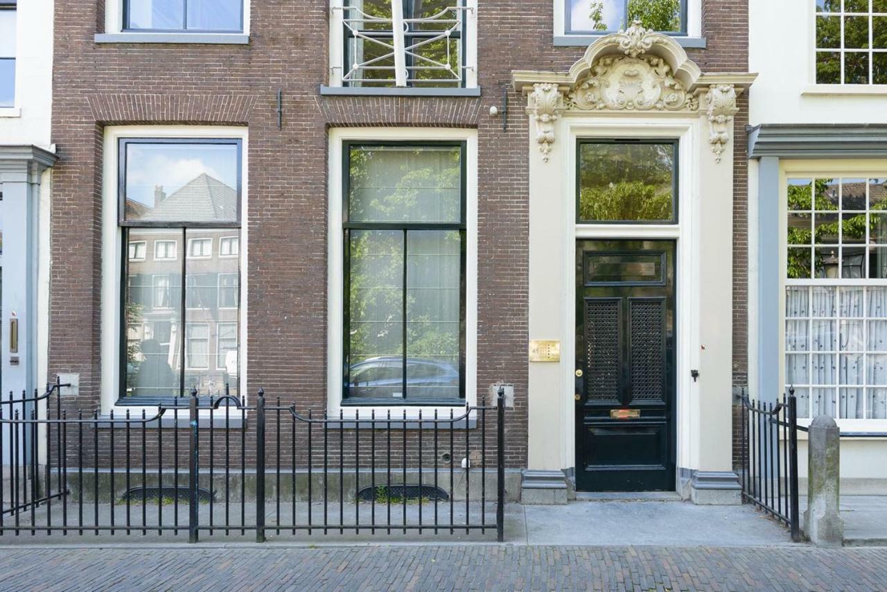Large Historical Apartment & Canal Terrace Utrecht Exterior photo